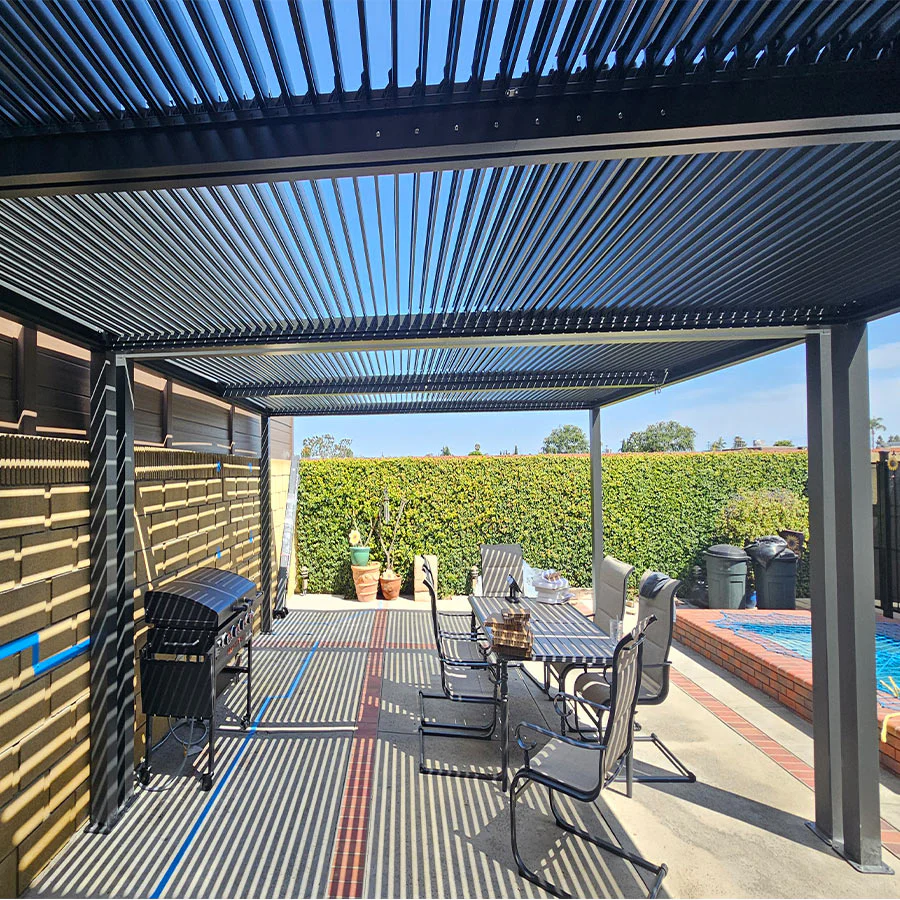 PURPLE LEAF Pergola Bioklimatyczna Ogrodowa i Na Taras Aluminiowa z Regulowanym Dachem Wodoodporna Nowoczesna Wolnostojąca