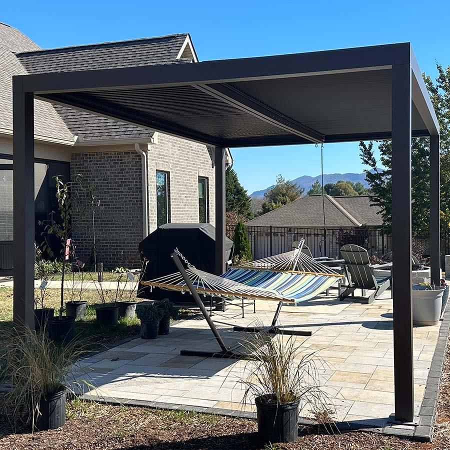 PURPLE LEAF Pergola Bioklimatyczna Ogrodowa i Na Taras Aluminiowa z Regulowanym Dachem Wodoodporna Nowoczesna Wolnostojąca