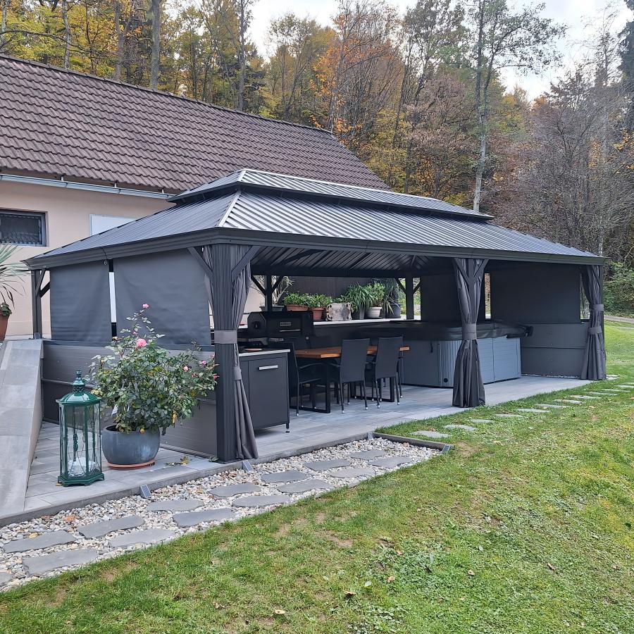 Antracytowa altana ogrodowa premium PURPLE LEAF 4.25x8.5 m na taras z dachem hardtop ze stali ocynkowanej