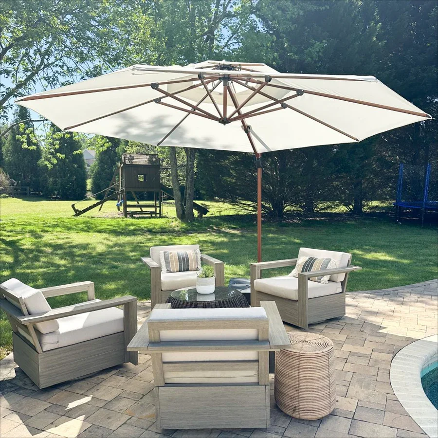 PURPLE LEAF Okrągły parasol ogrodowy z bocznym masztem, aluminiowy w imitacji drewna, z korbą i regulacją nachylenia, na balkon i taras